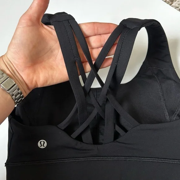 LULULEMON ATHLETICA BLACK SPORTS BRA ENERGY STRAPPY SIZE 4 WORKOUT TRENDING - Picture 6 of 11